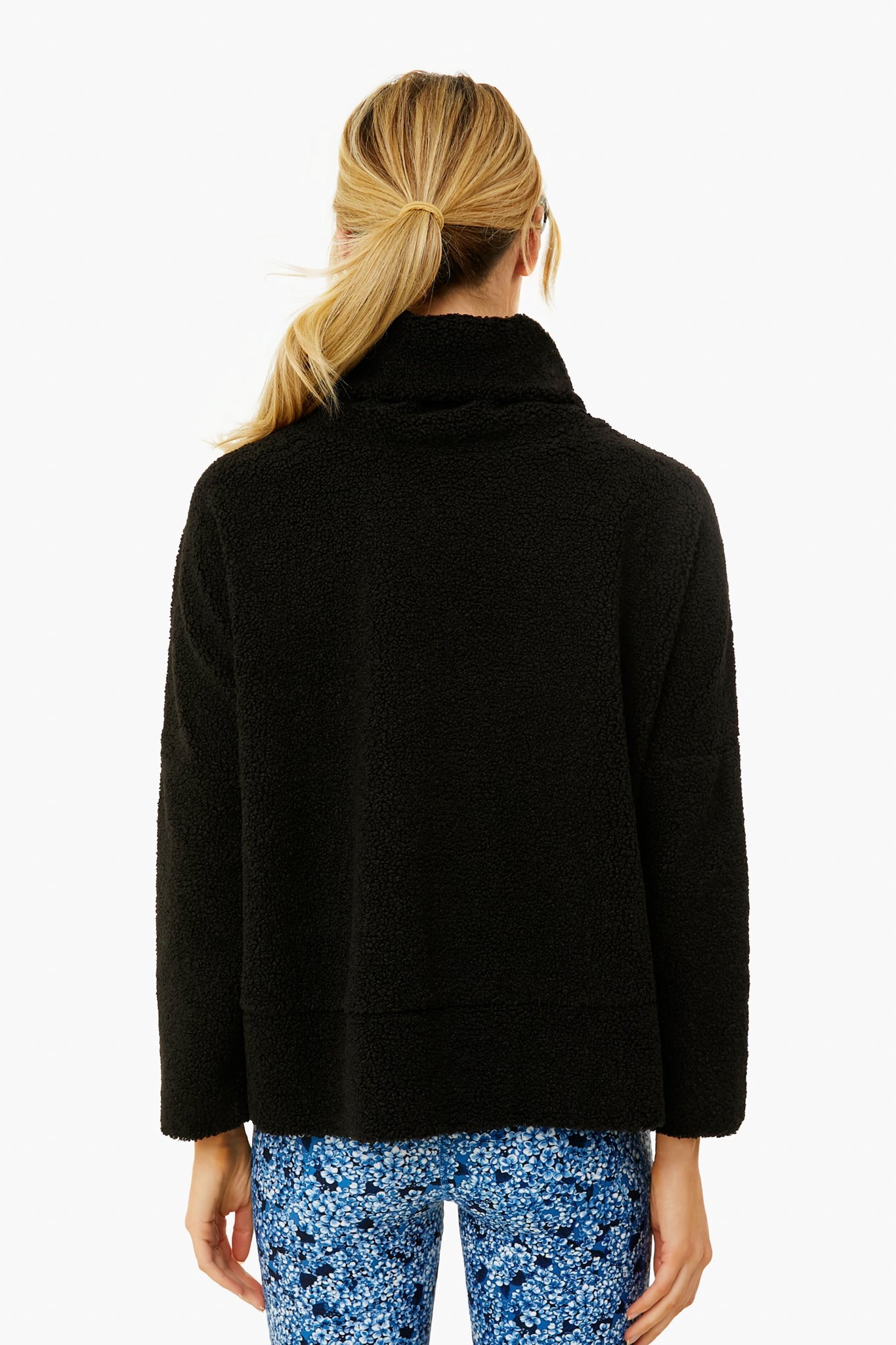 Black Teddy Fleece Rollins Pullover