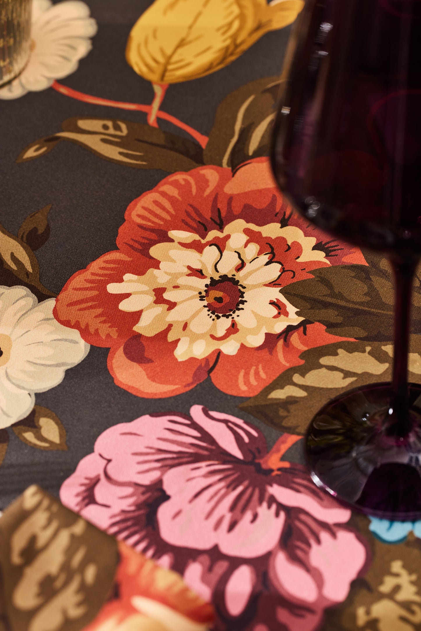 Baroque Floral Tablecloth