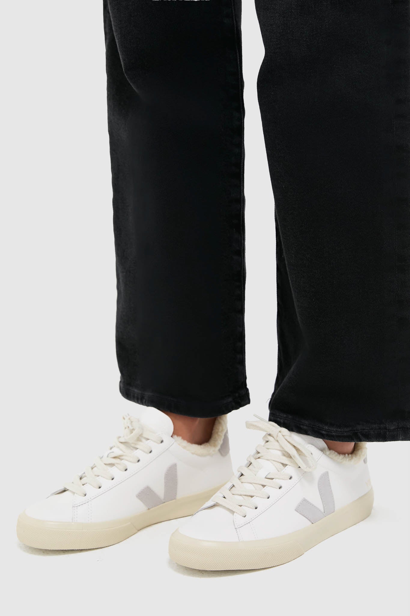 Extra White Light Grey Winter Campo Sneakers