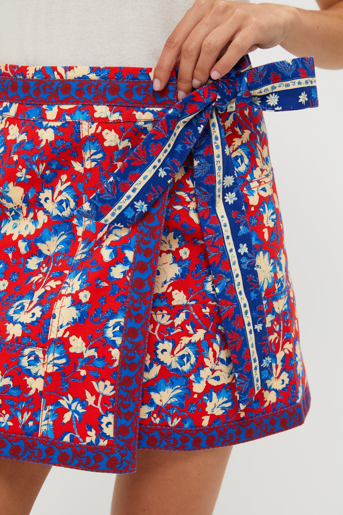 Tapestry Floral Bay Skirt