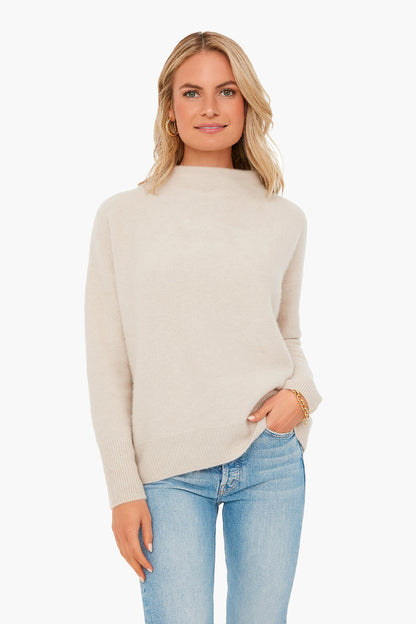 White Sand Boiled Funnel Neck Pullover